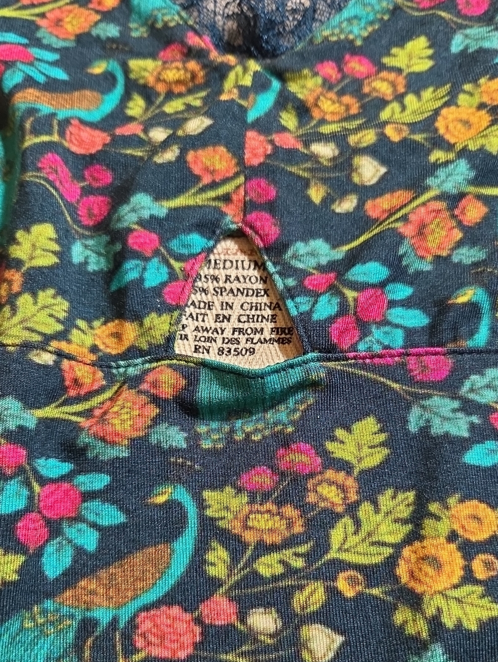 ModCloth Matching Robe And Nightgown - Picture 5 of 9
